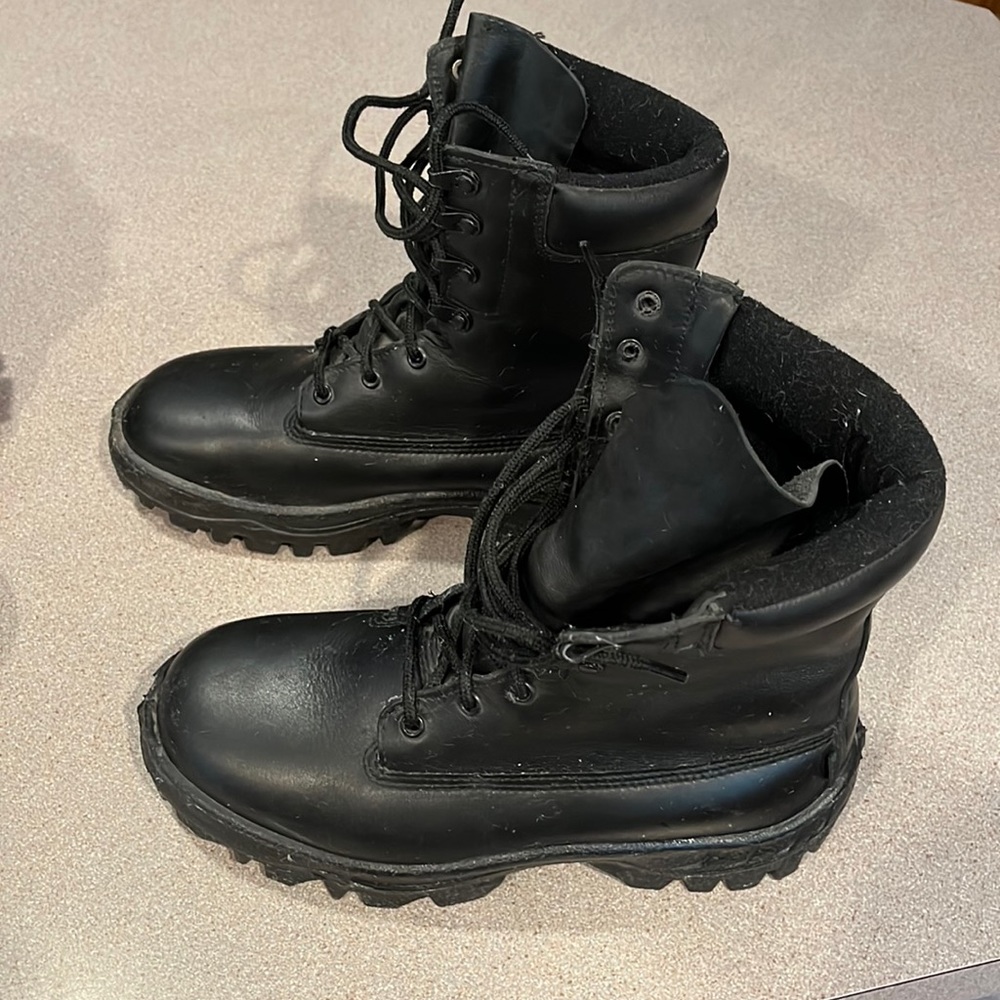 Rocky boots size 8.5